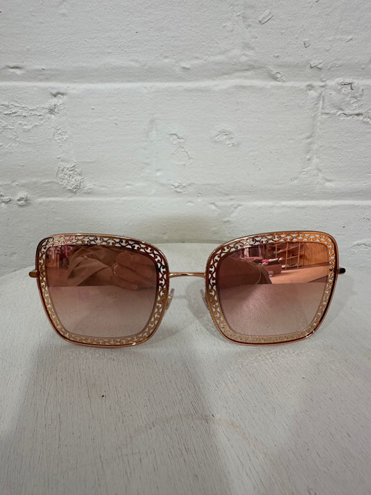 DOLCE & GABBABA SUNGLASSES