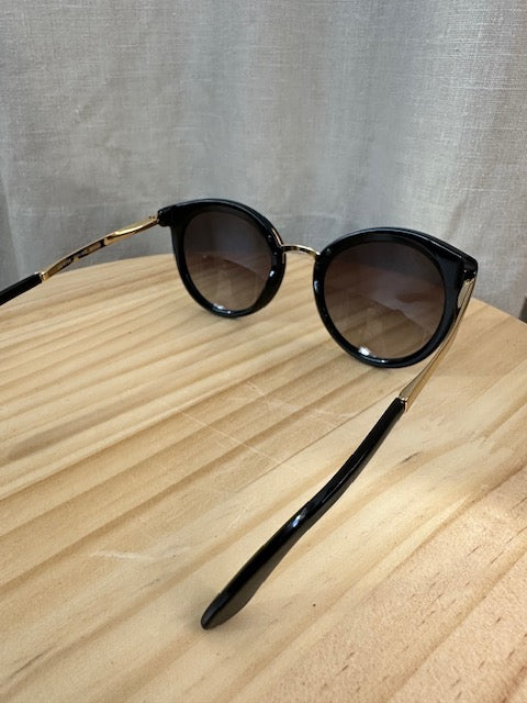 DOLCE & GABBANA BLACK SUNGLASSES