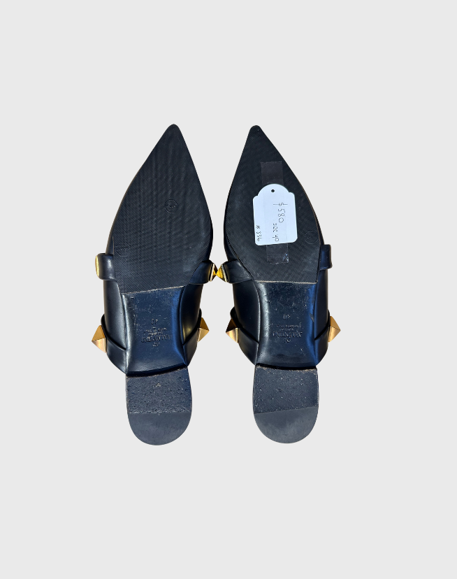 VALENTINO STUDDED FLATS - SIZE 40