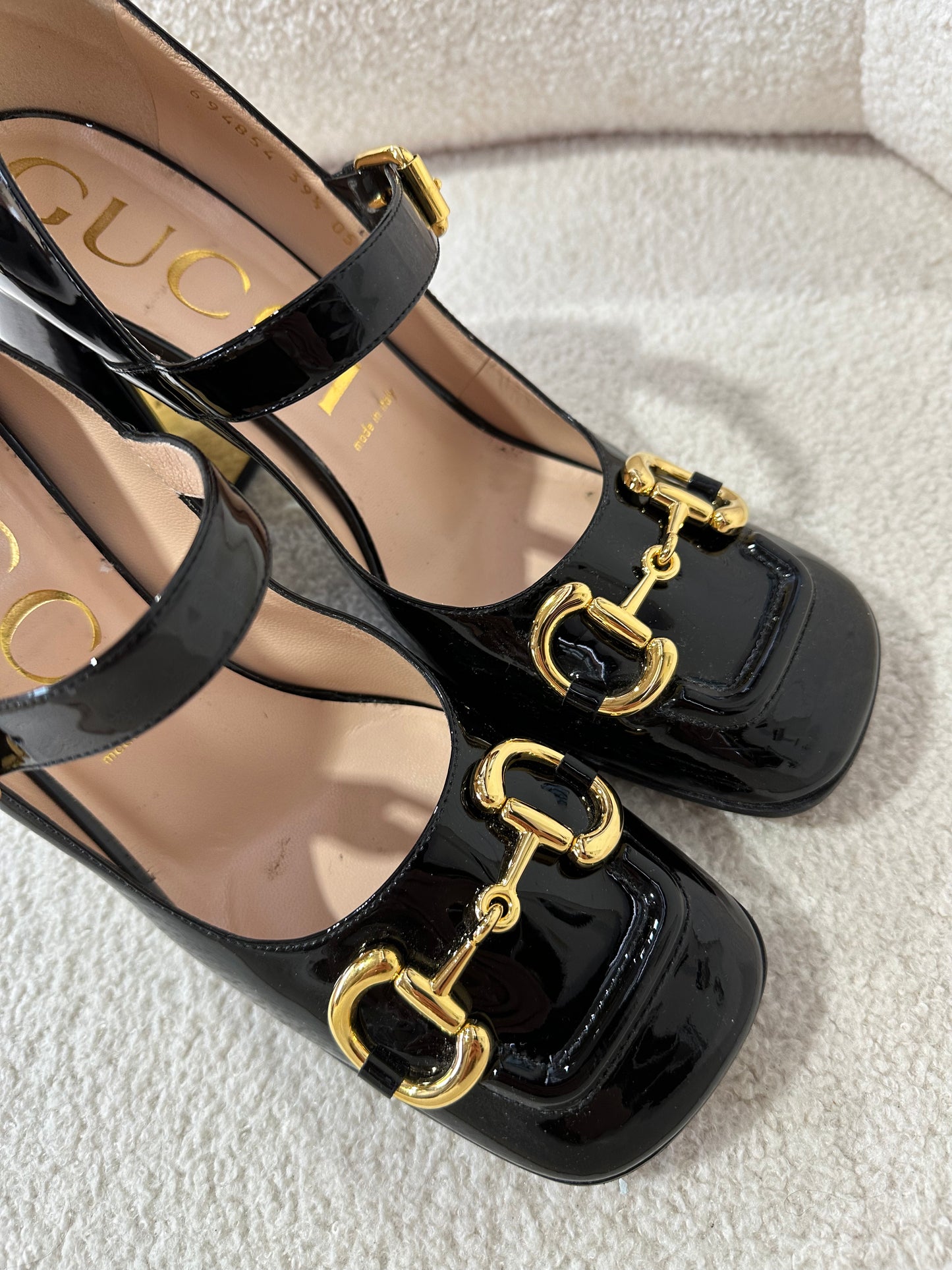GUCCI HORSEBIT PATENT HEELS - SIZE 39.5