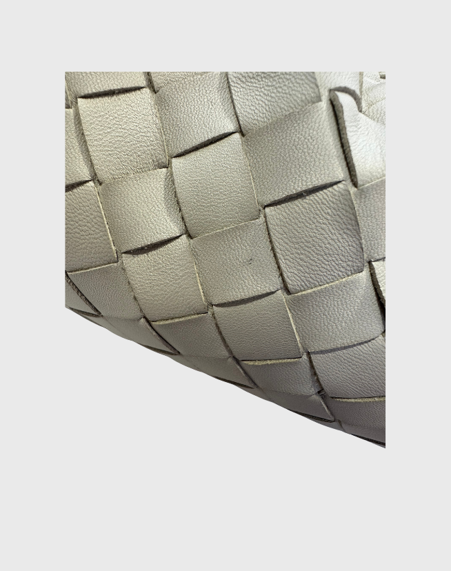 BOTTEGA VENETA LARGE POUCH LEATHER CLUTCH