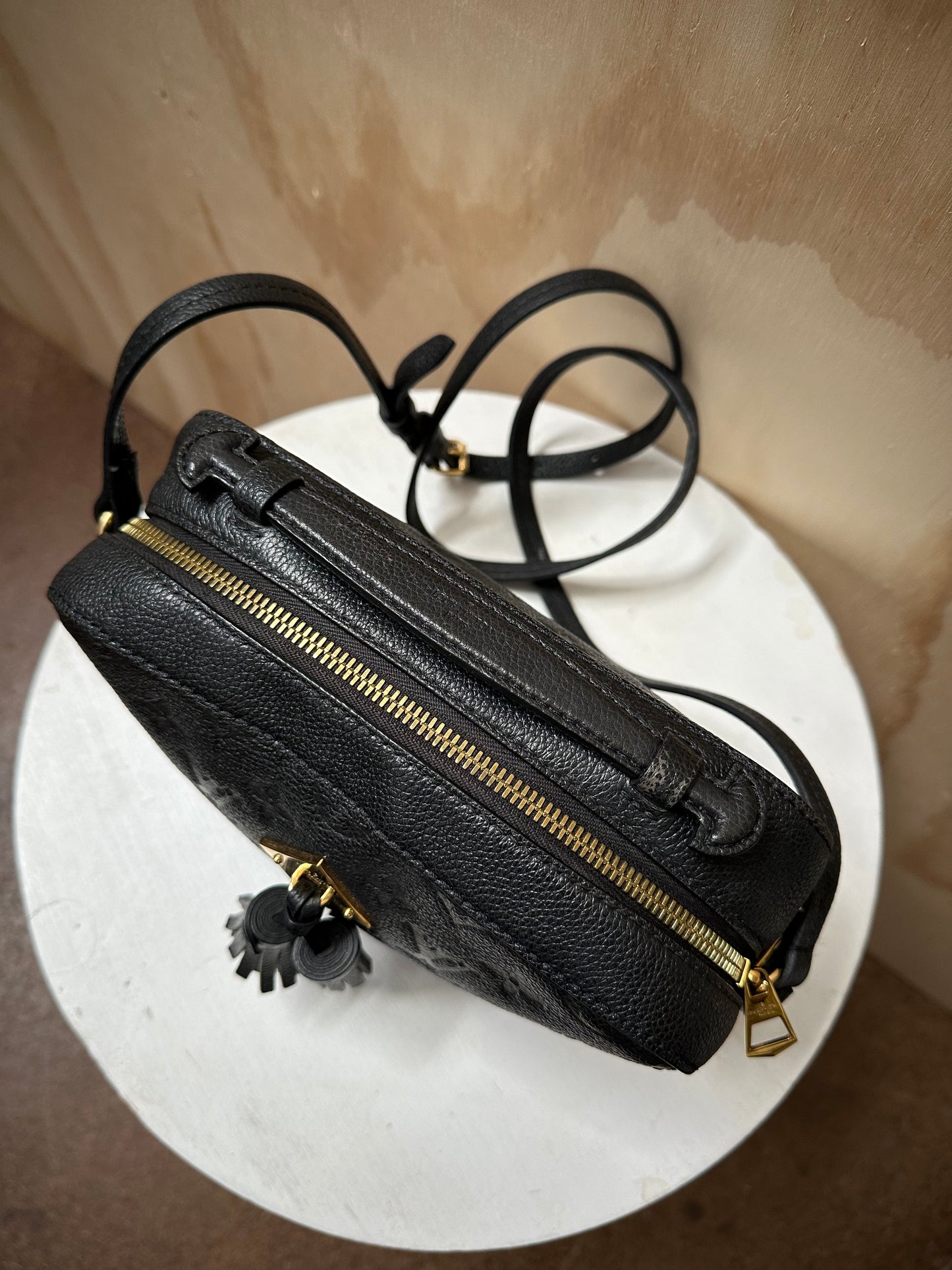 LOUIS VUITTON SAINTONGE MONOGRAM EMPREINTE CROSSBODY