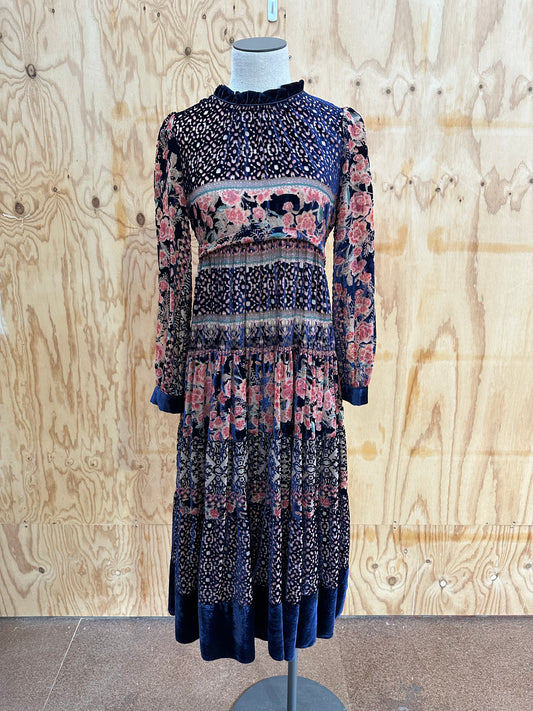 TRELISE COOPER WISH YOU WERE TIER DRESS (NAVY FLORAL) - SIZE XS