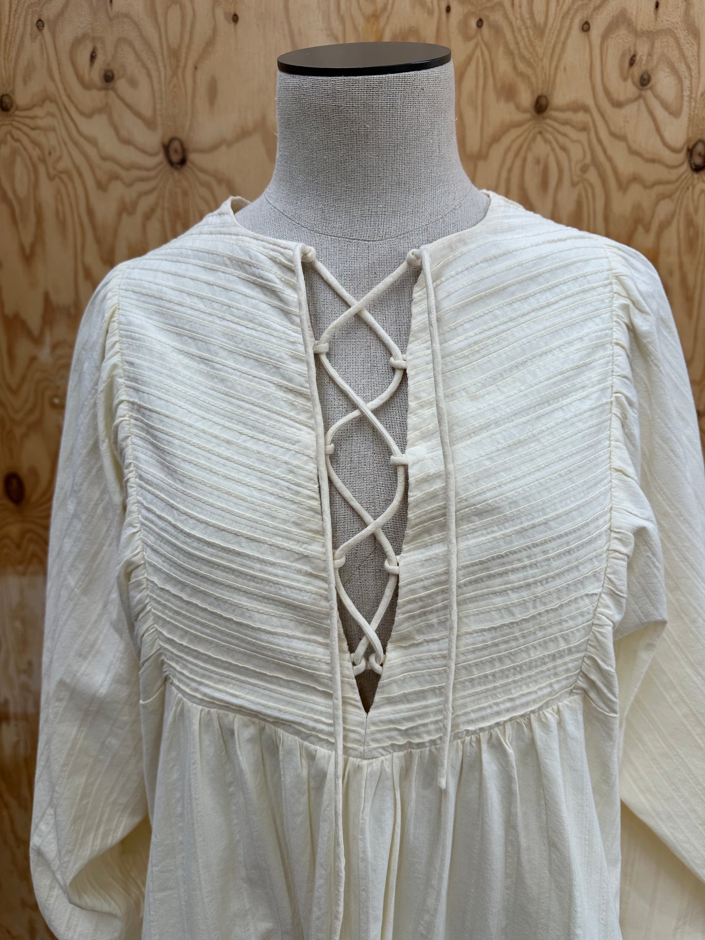 SHONA JOY ELLA PIN TUCK BALLOON SLEEVE MINI DRESS - SIZE 10