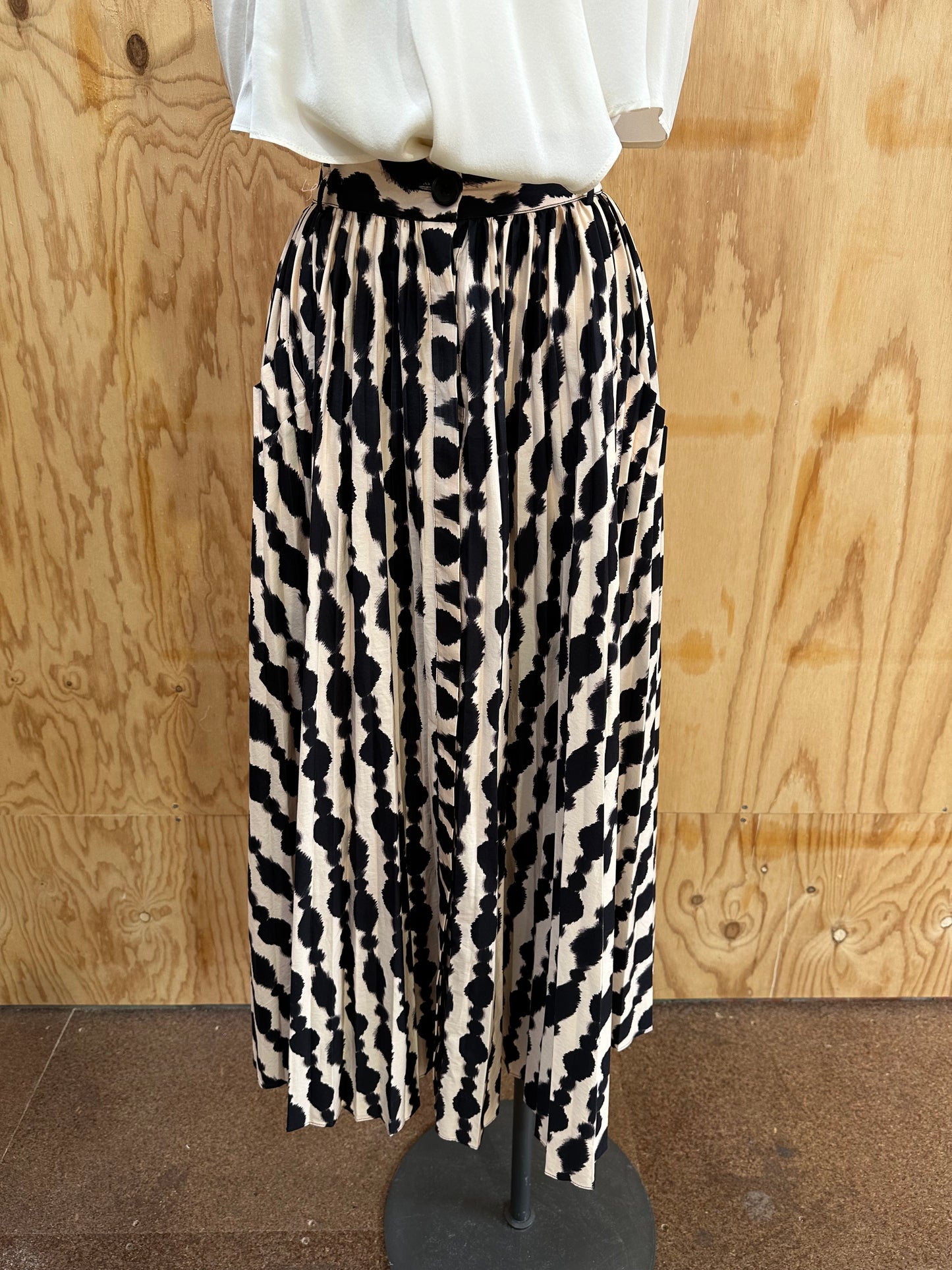 HUSK ARTEMIS SKIRT - SIZE 10