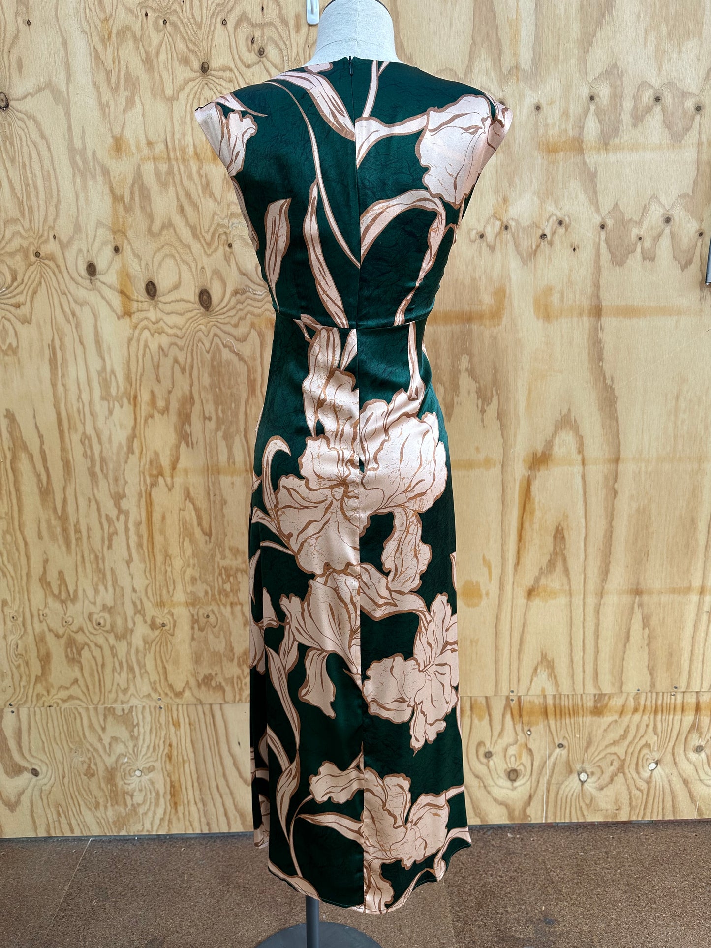 HUSK GREEN DRESS - SIZE 6