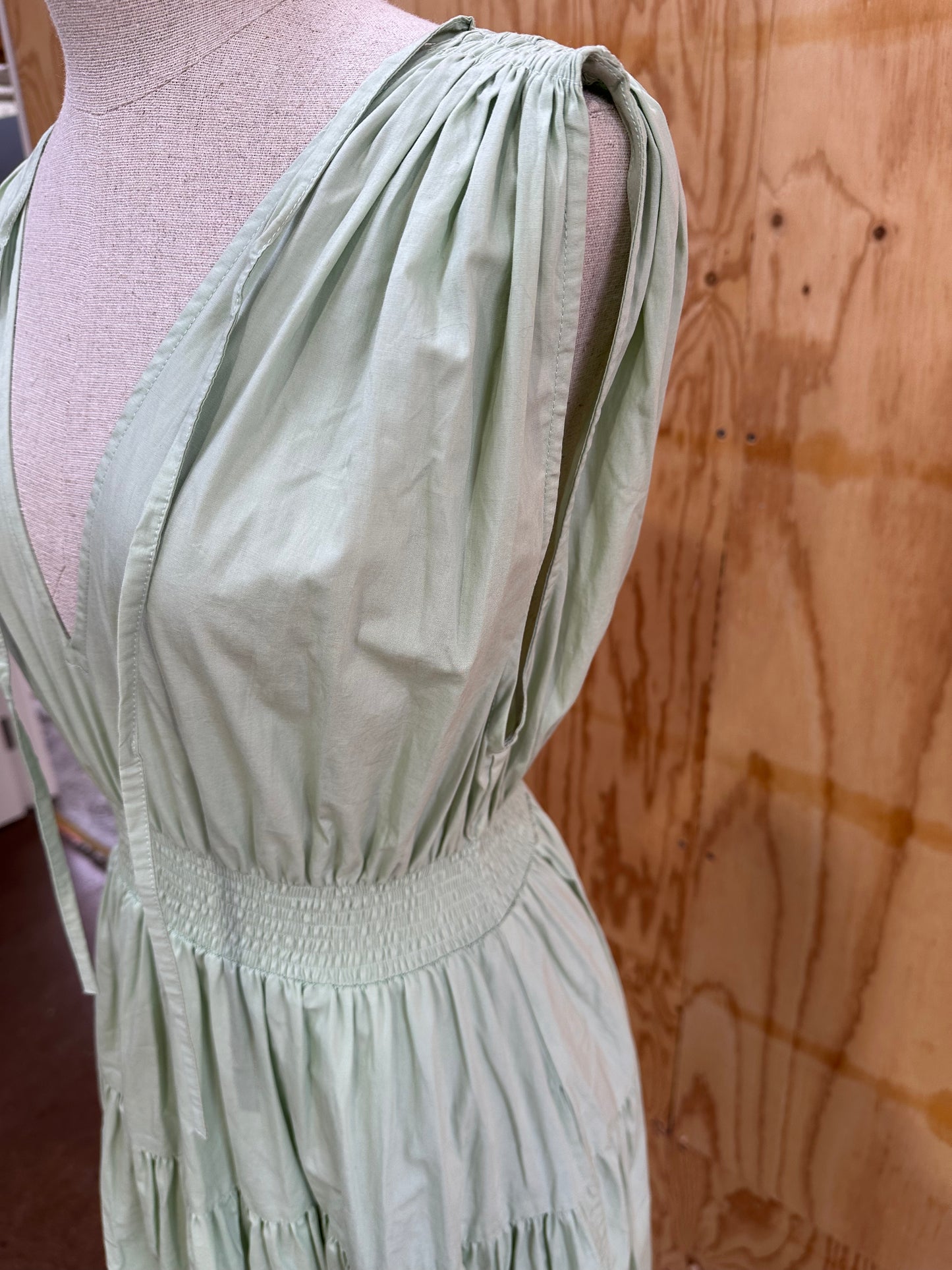 S/W/F BOUTIQUE COTTON TIERED DRESS - SIZE M