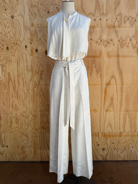 M.A DAINTY SLEEVELESS SILK SHIRT - SIZE 10