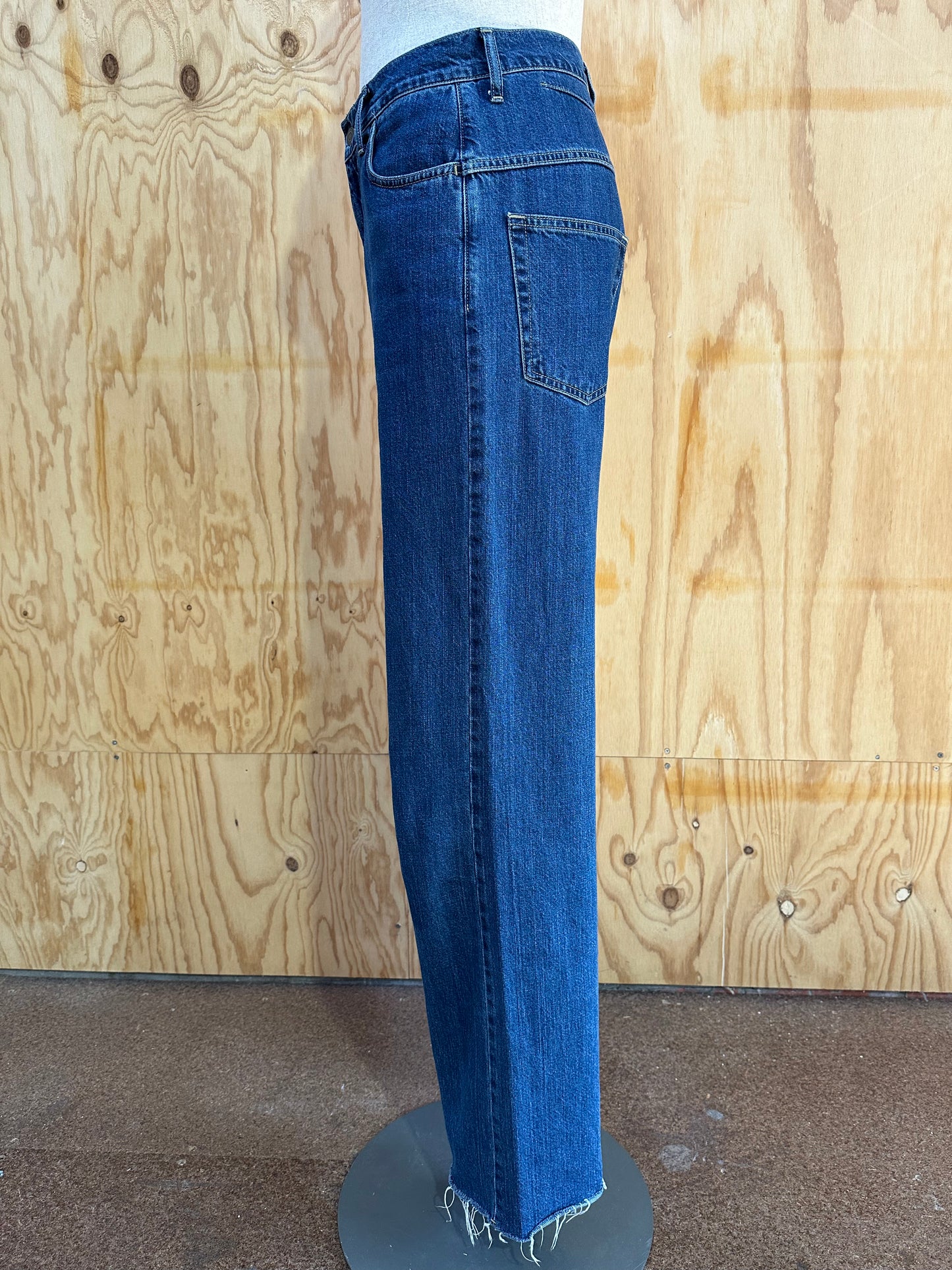 BASSIKE HIGH RISE STRAIGHT LEG JEAN - SIZE 26