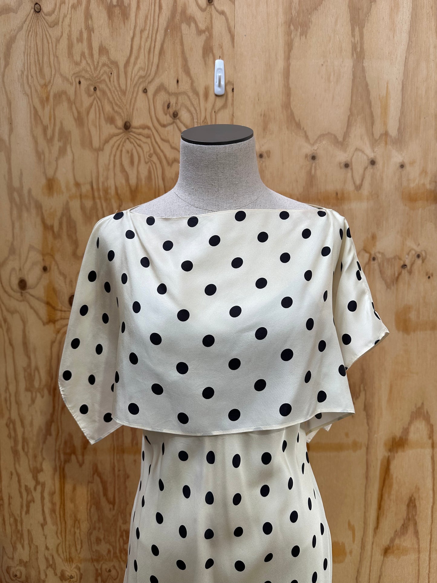 OROTON POLKA DOT SILK DRESS - SIZE 8