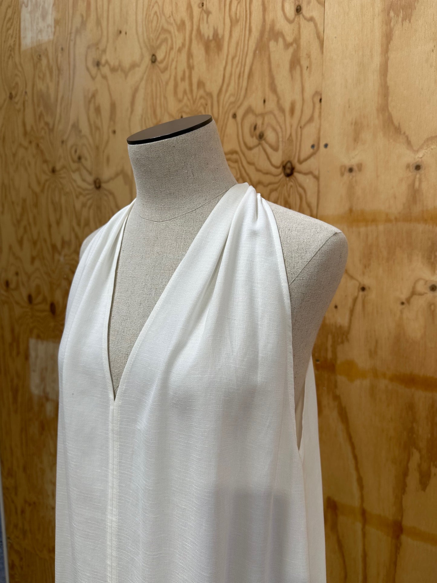 ASSEMBLY LABEL MORGAN HALTER MIDI DRESS - SIZE 12