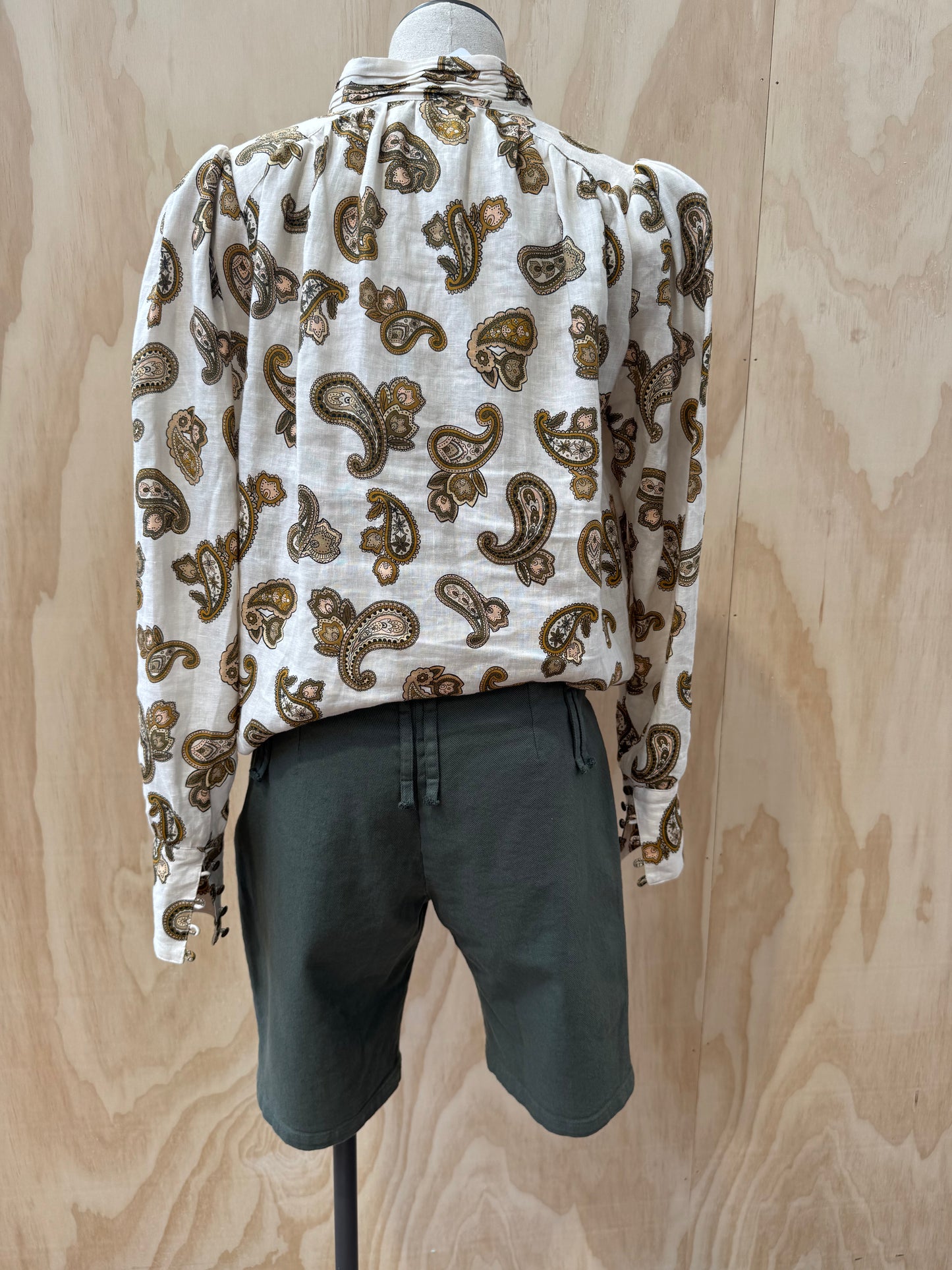PALOMA WOOL TINTETA KHAKI CAPRI SHORTS - SIZE M