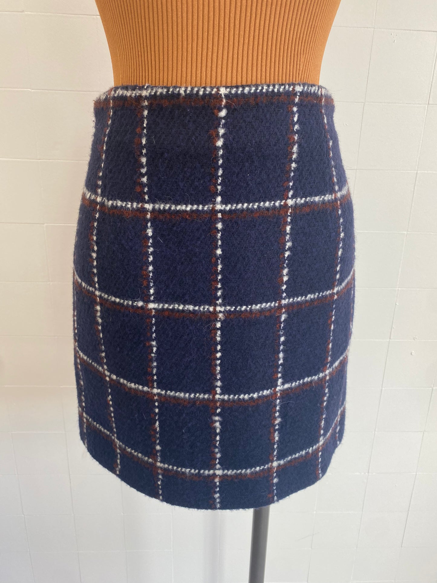 COMPTOIR DES COTONNIERS NAVY CHECK MINI SKIRT - SIZE 36 (10)