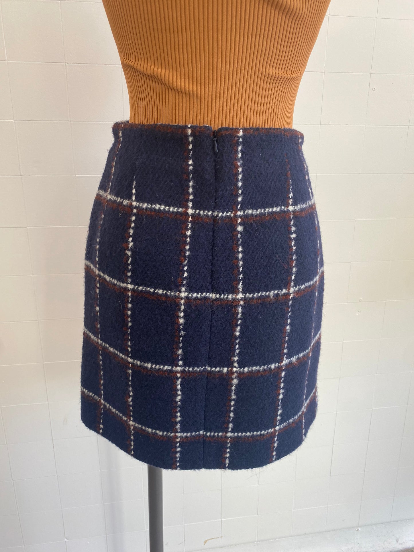 COMPTOIR DES COTONNIERS NAVY CHECK MINI SKIRT - SIZE 36 (10)