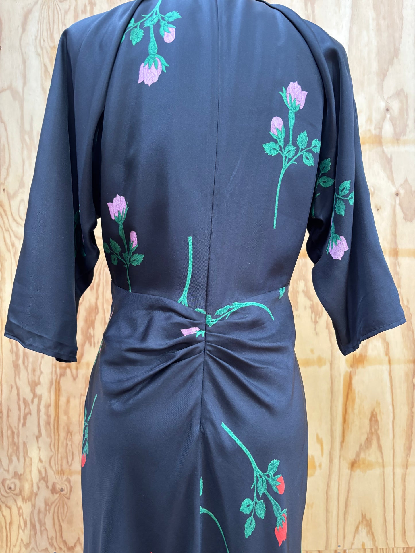 OROTON ROSEBUD TIE NECK SILK DRESS - SIZE 8