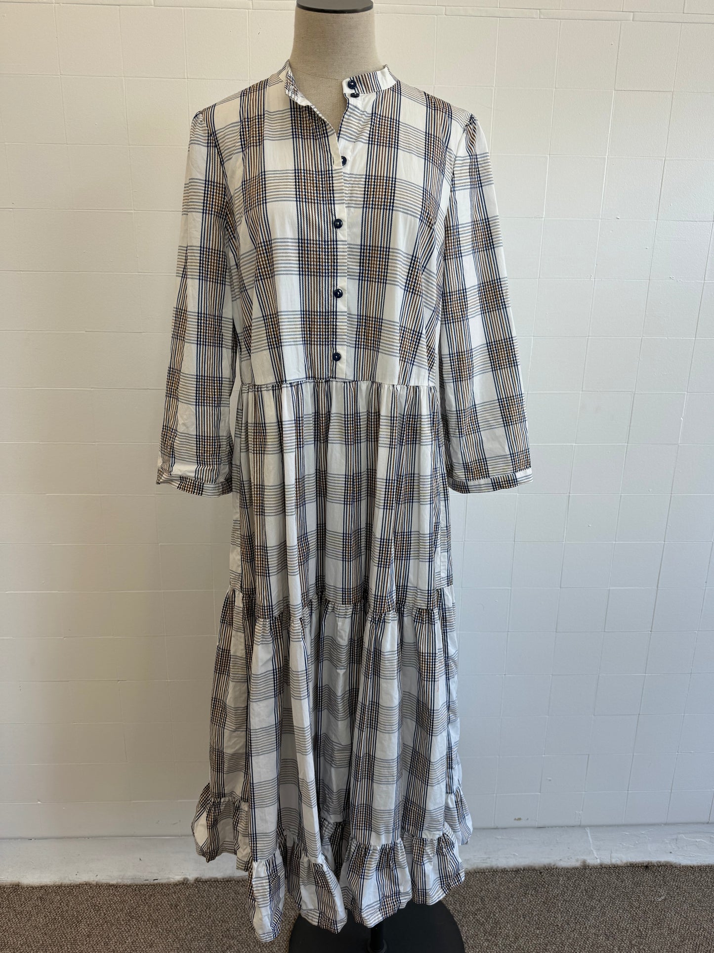 BAUM UND PFERGARTEN MAXI DRESS - SIZE 38