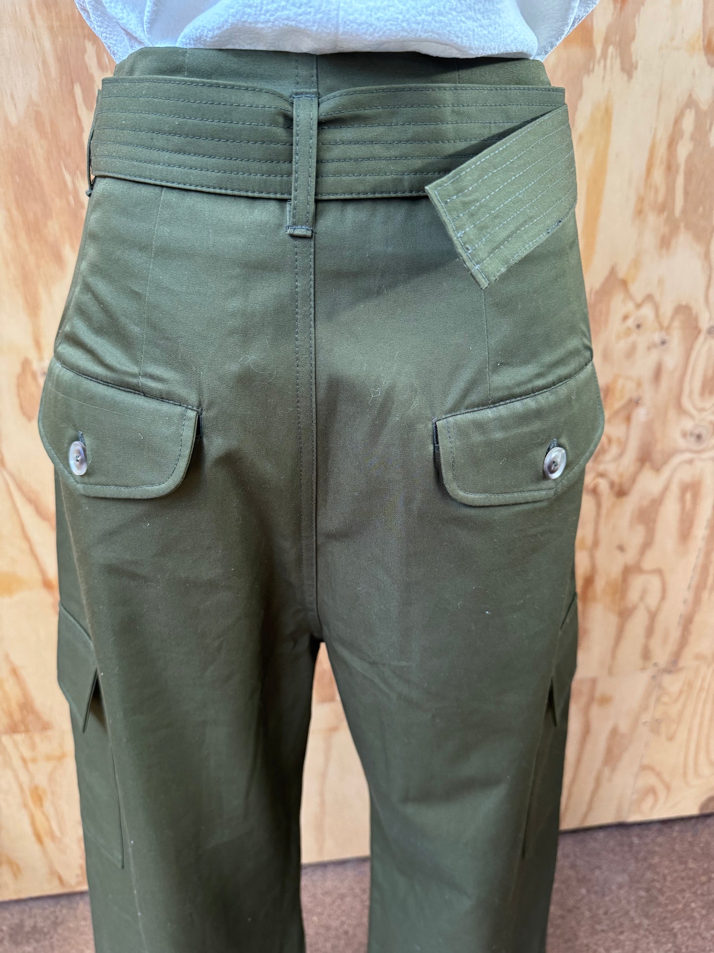 BASSIKE KHAKI GREEN CARGO PANT - SIZE 2