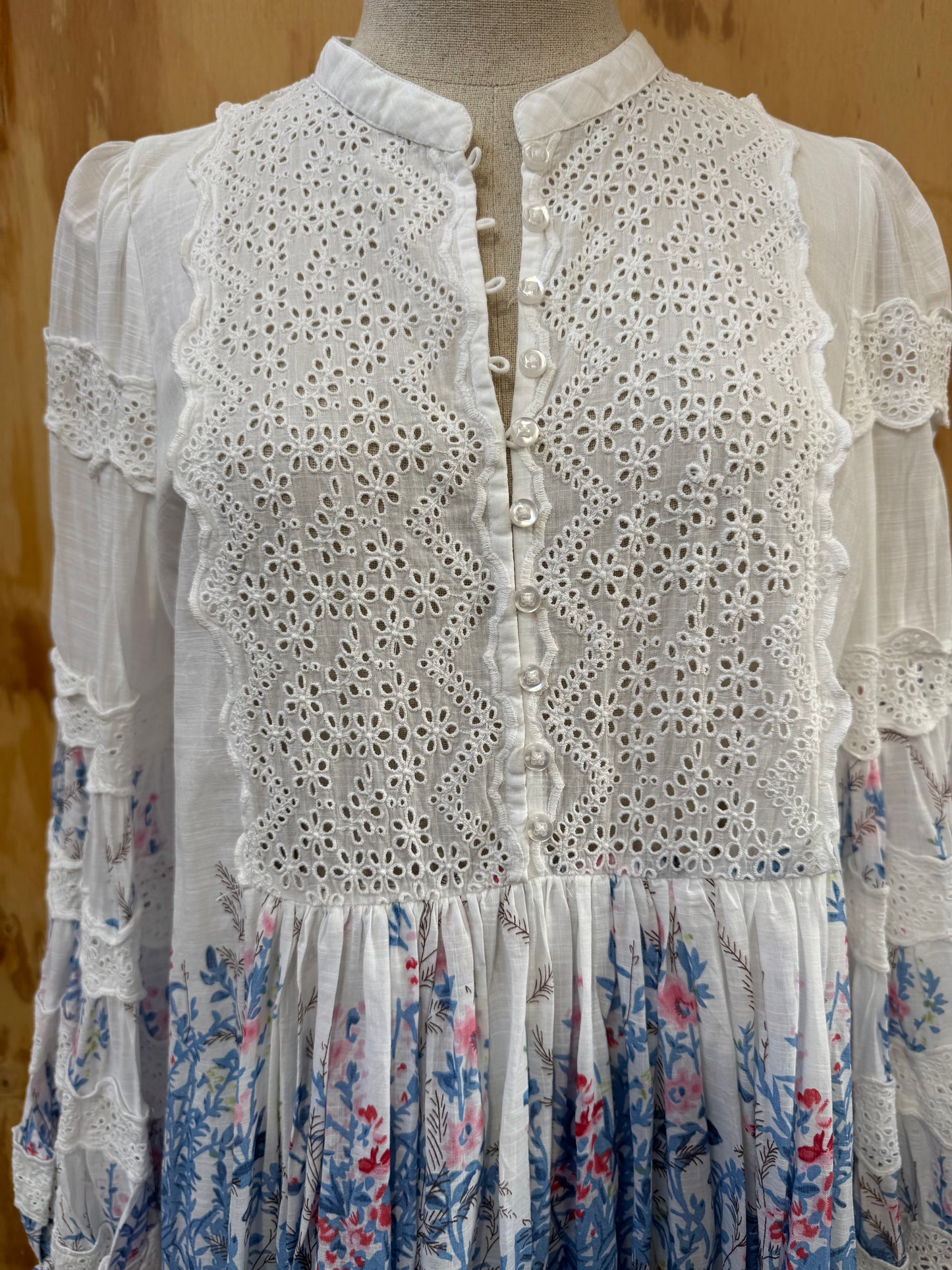 BY TIMO FLORAL SHIFT DRESS - SIZE L