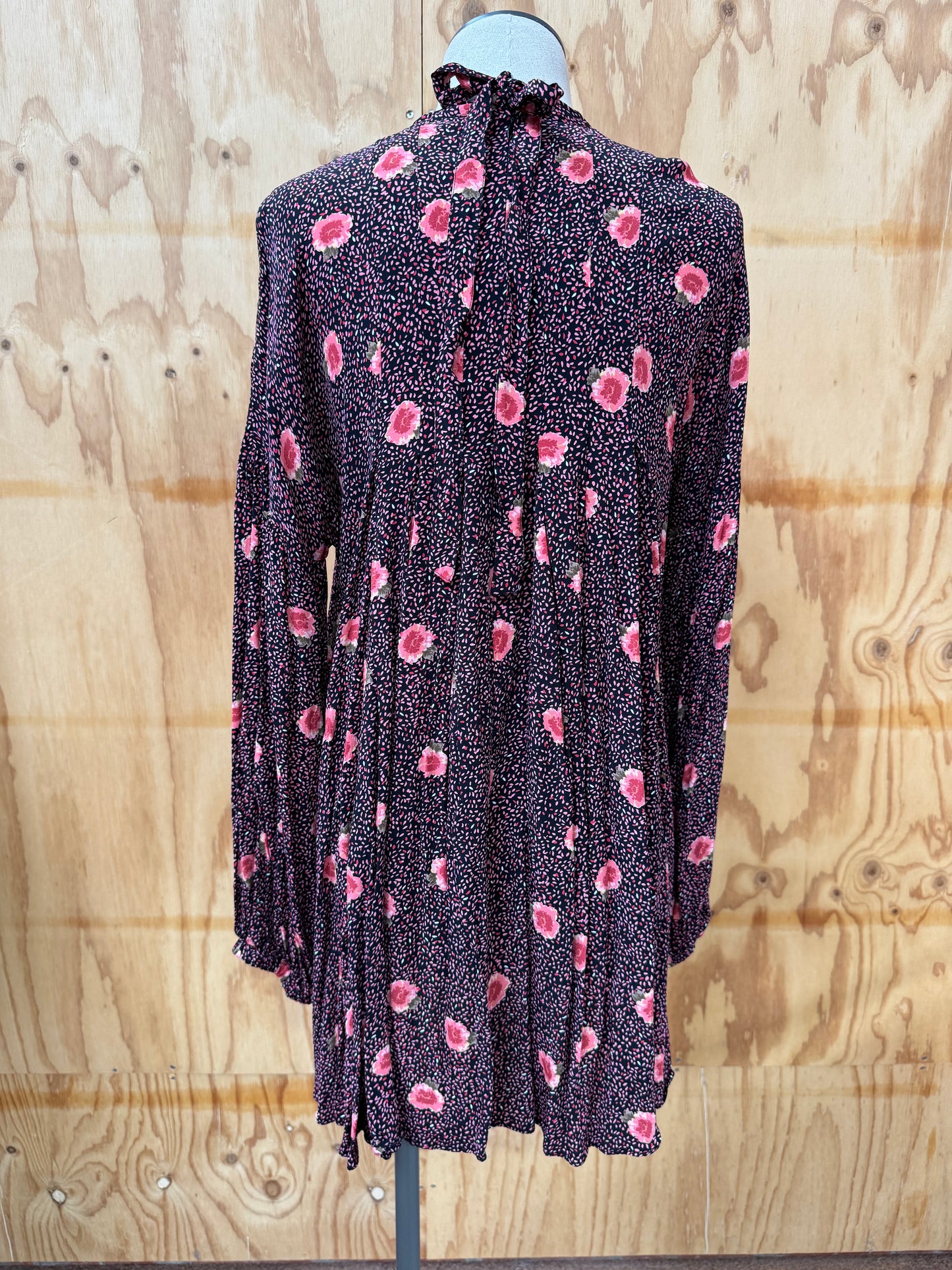 BY TIMO FLORAL MINI DRESS - SIZE M