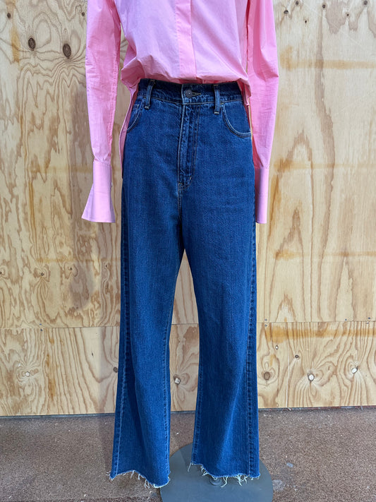 BASSIKE HIGH RISE STRAIGHT LEG JEAN - SIZE 26