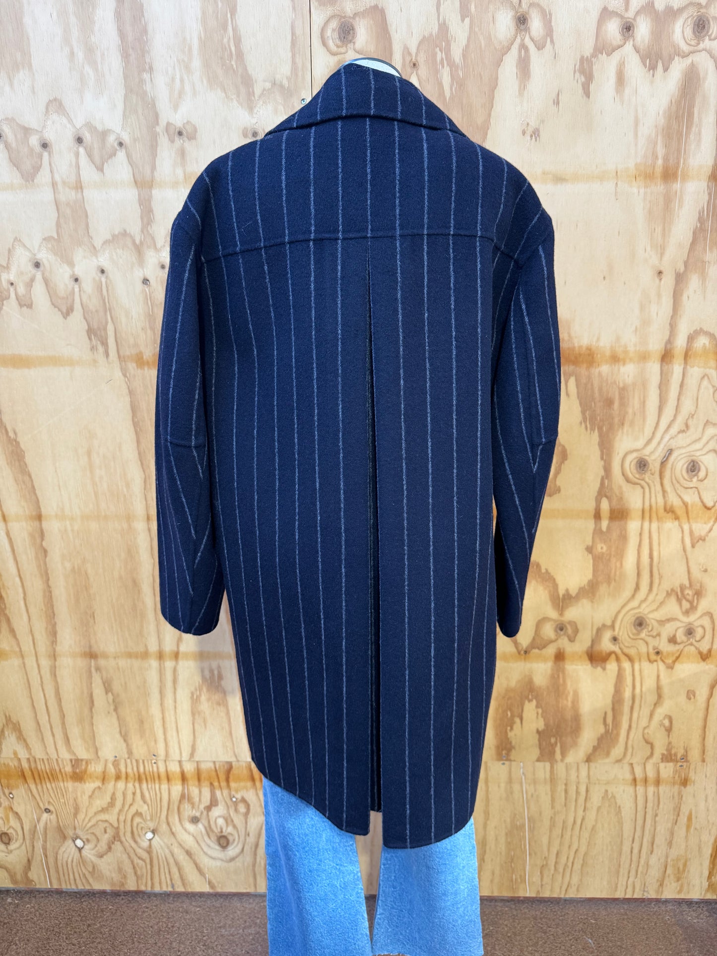 DIANE VON FURSTENBURG COLLARED PINSTRIPE WOOL COAT - SIZE S