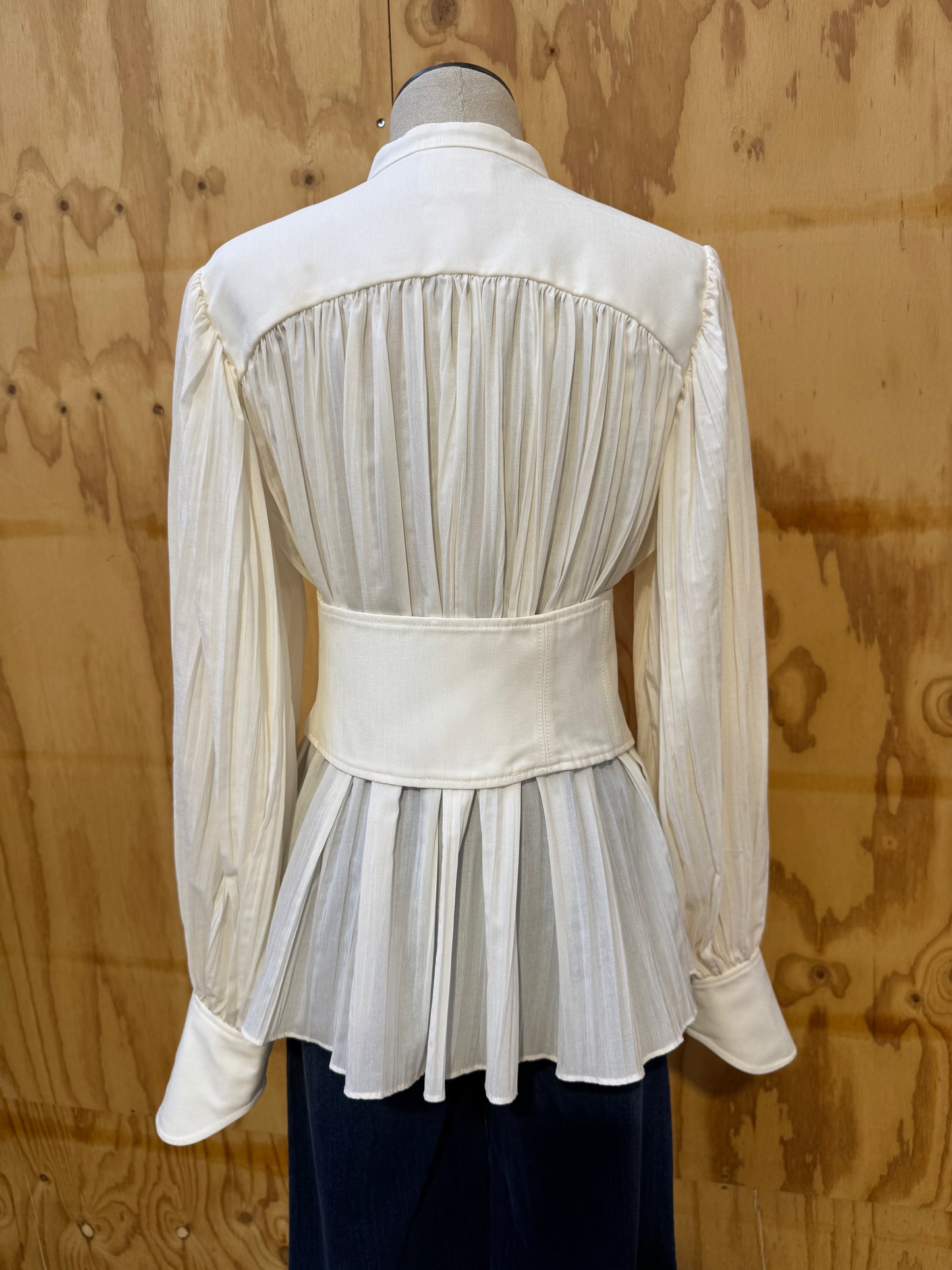 ACLER CREAM PLEATED SHIRT WITH BELT - SIZE 8