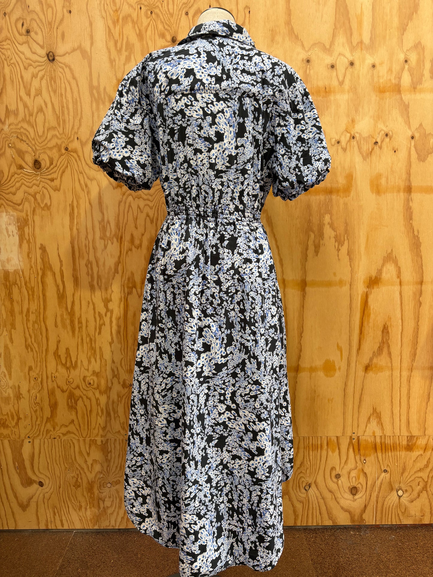 CAMILLA AND MARC FLORAL BUTTON DOWN SHIRT DRESS - SIZE 10