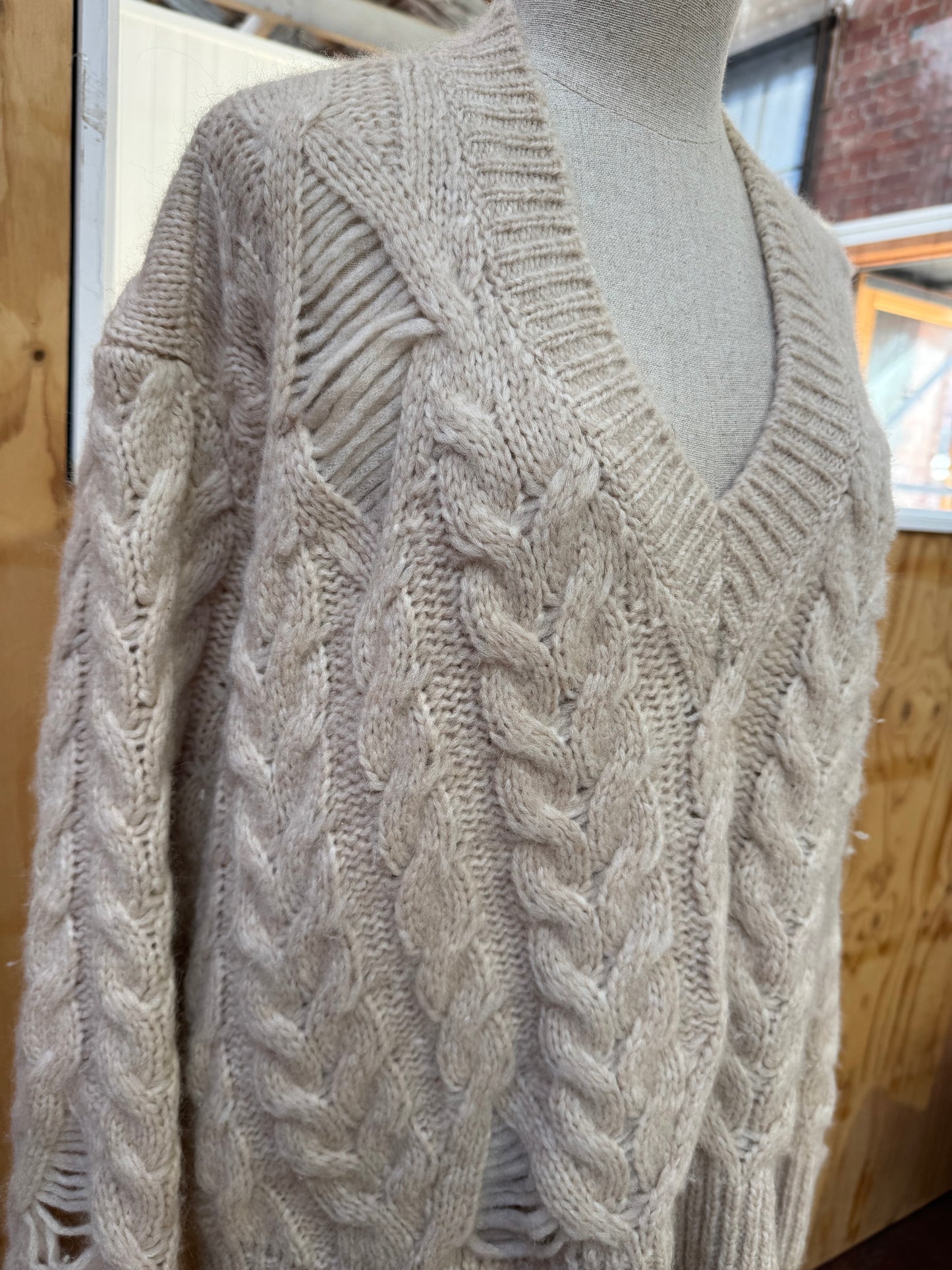 STELLA MCCARTNEY KNIT - SIZE 42 (10AU)