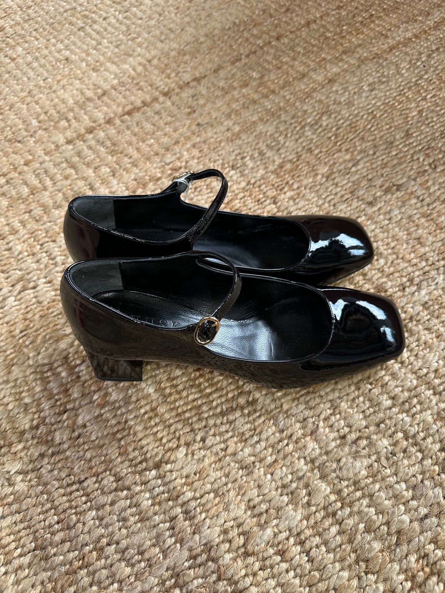 HUSK PATENT PUMP - SIZE 37