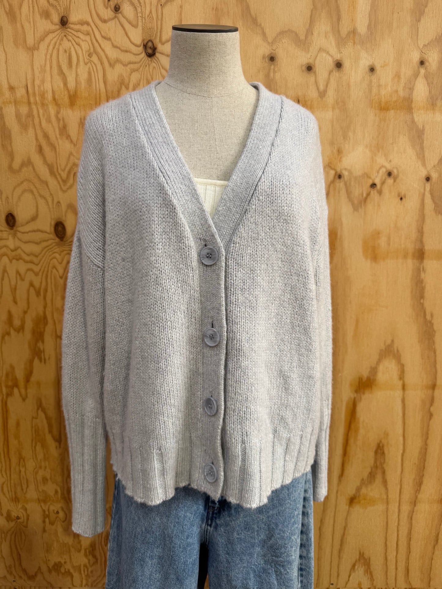 NIKEL AND SOLE OVERSIZED CARDIGAN - SIZE M