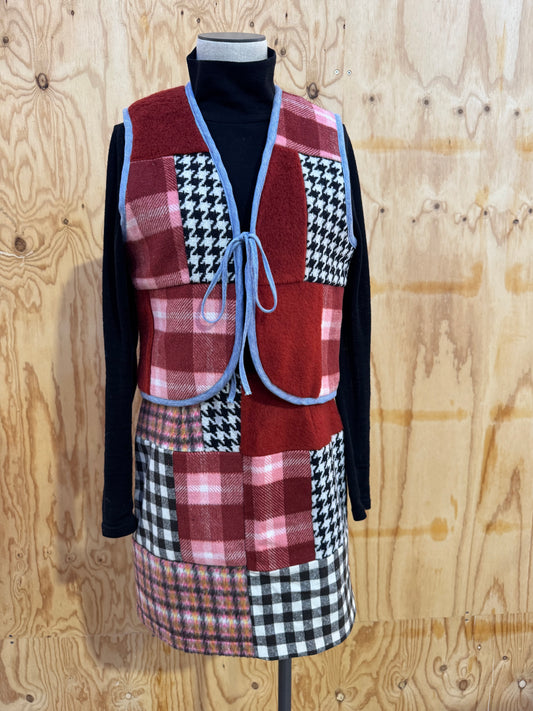 KUWAII WOOL PATCHWORK VEST - SIZE S