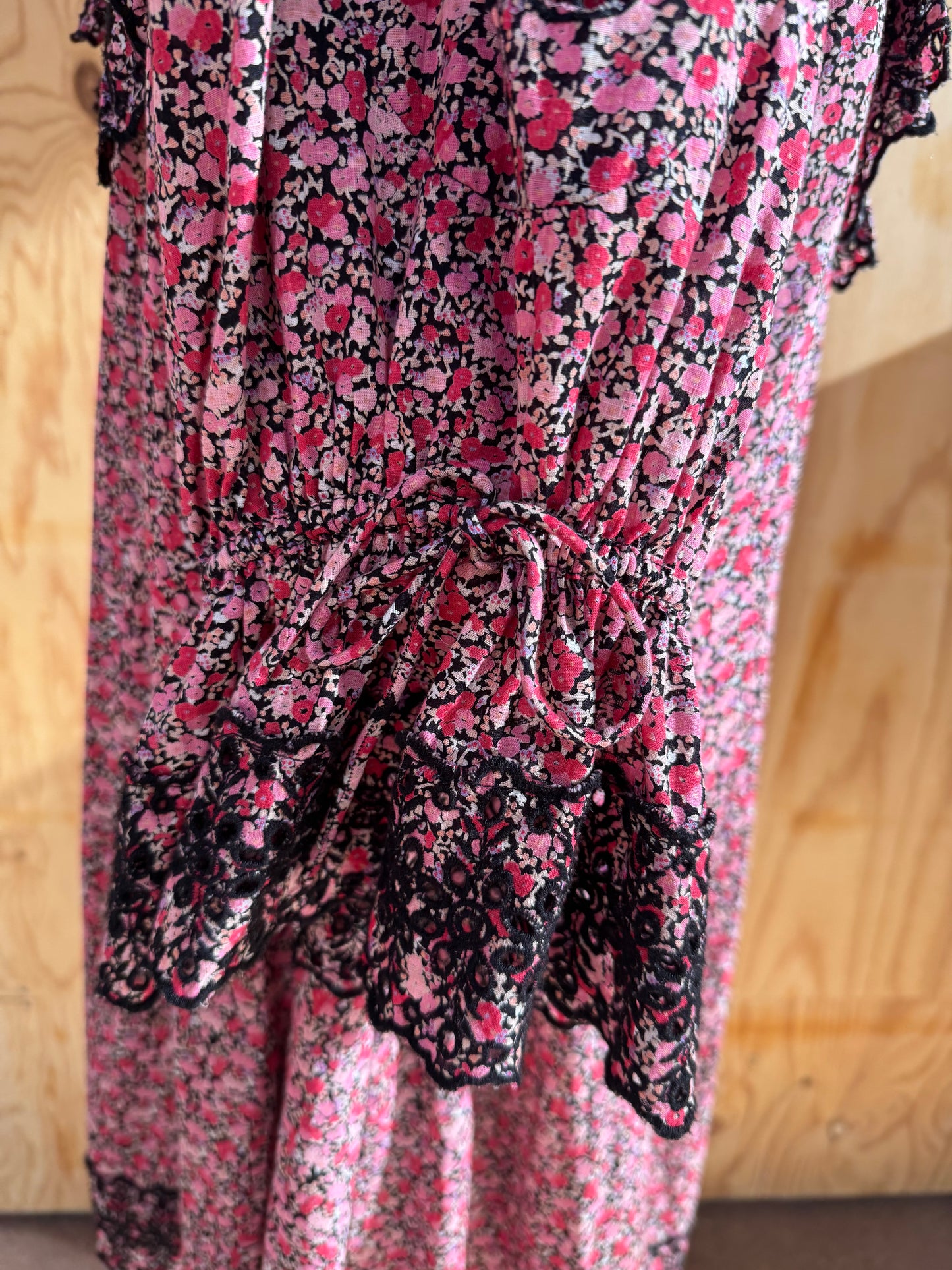 BYTIMO FLORAL RUFFLED SHIRT DRESS - SIZE M