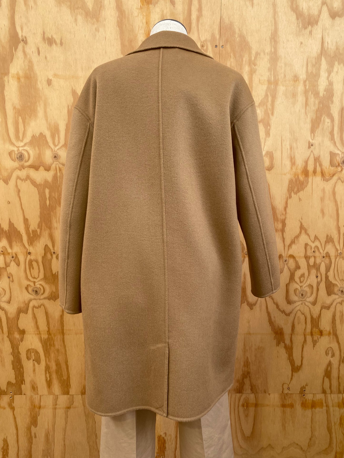 ASSEMBLY LABEL SINGLE BREASTED WOOL COAT - SIZE XS/S