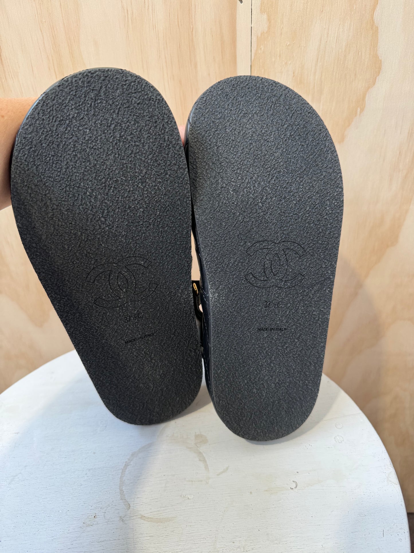 CHANEL LAMBSKIN QUILTED DAD SANDALS - SIZE 37.5