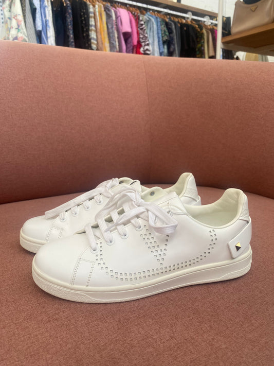 VALENTINO WHITE LEATHER TRAINERS - SIZE 37.5