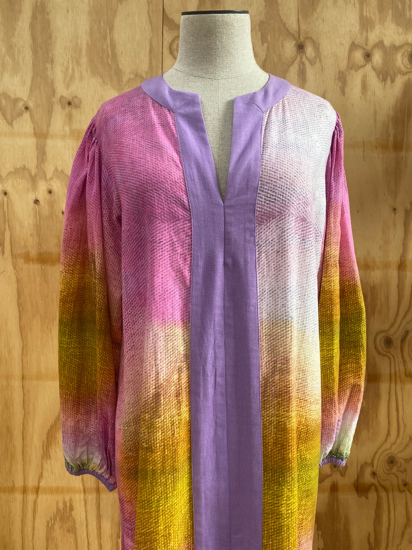 BOHEMIAM TRADERS TAPESTRY KAFTAN - SIZE XS