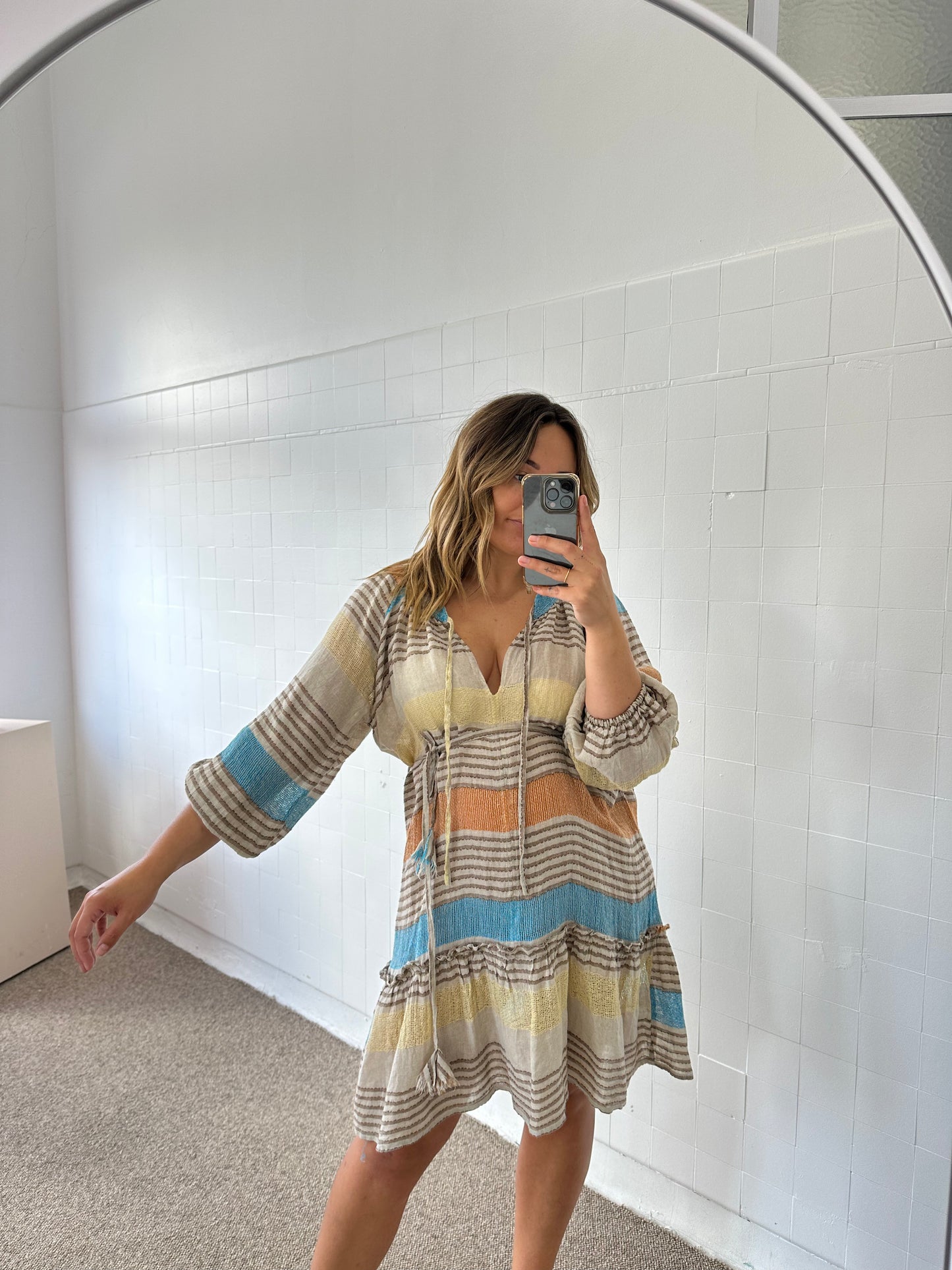 ESTILO EMPORIO VIOLET CASABLANCA DRESS - SIZE S/M