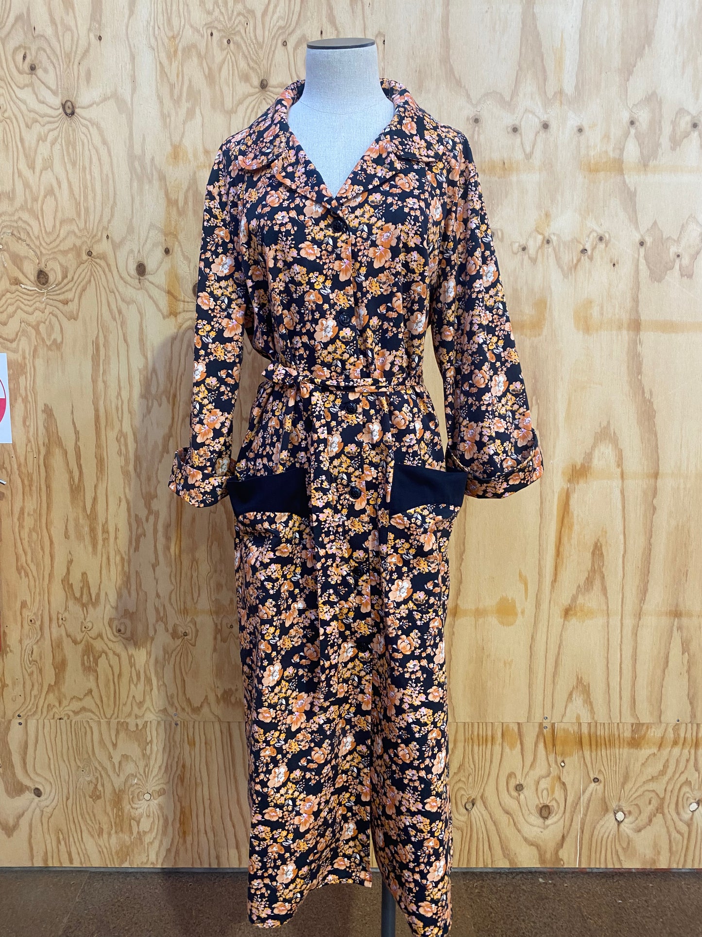 BAUM UND PFERDGARTEN ORANGE FLORAL SHIRT DRESS - SIZE 42