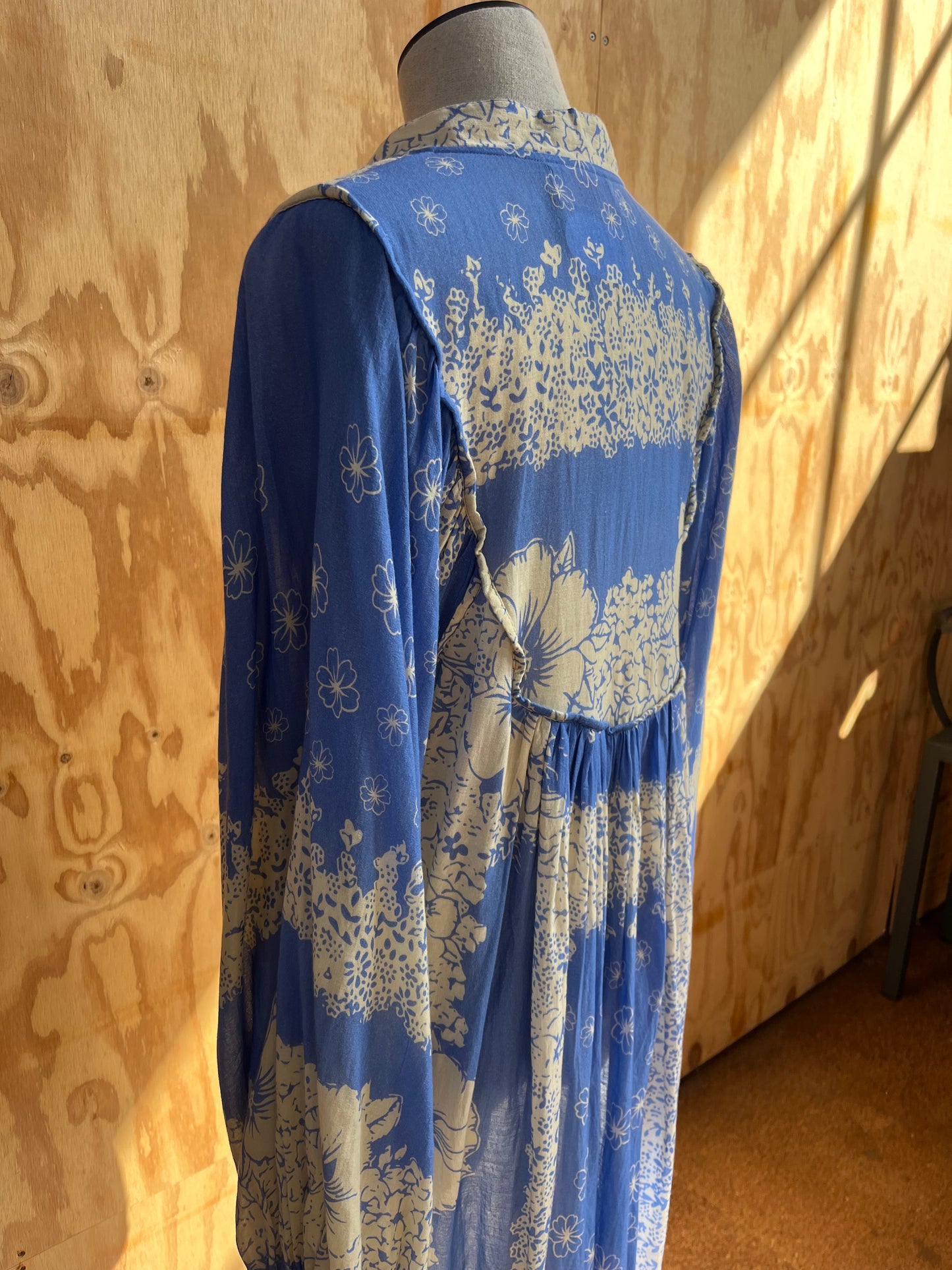 KINGA CSILLA JUNIPER FEZ DRESS - SIZE 8