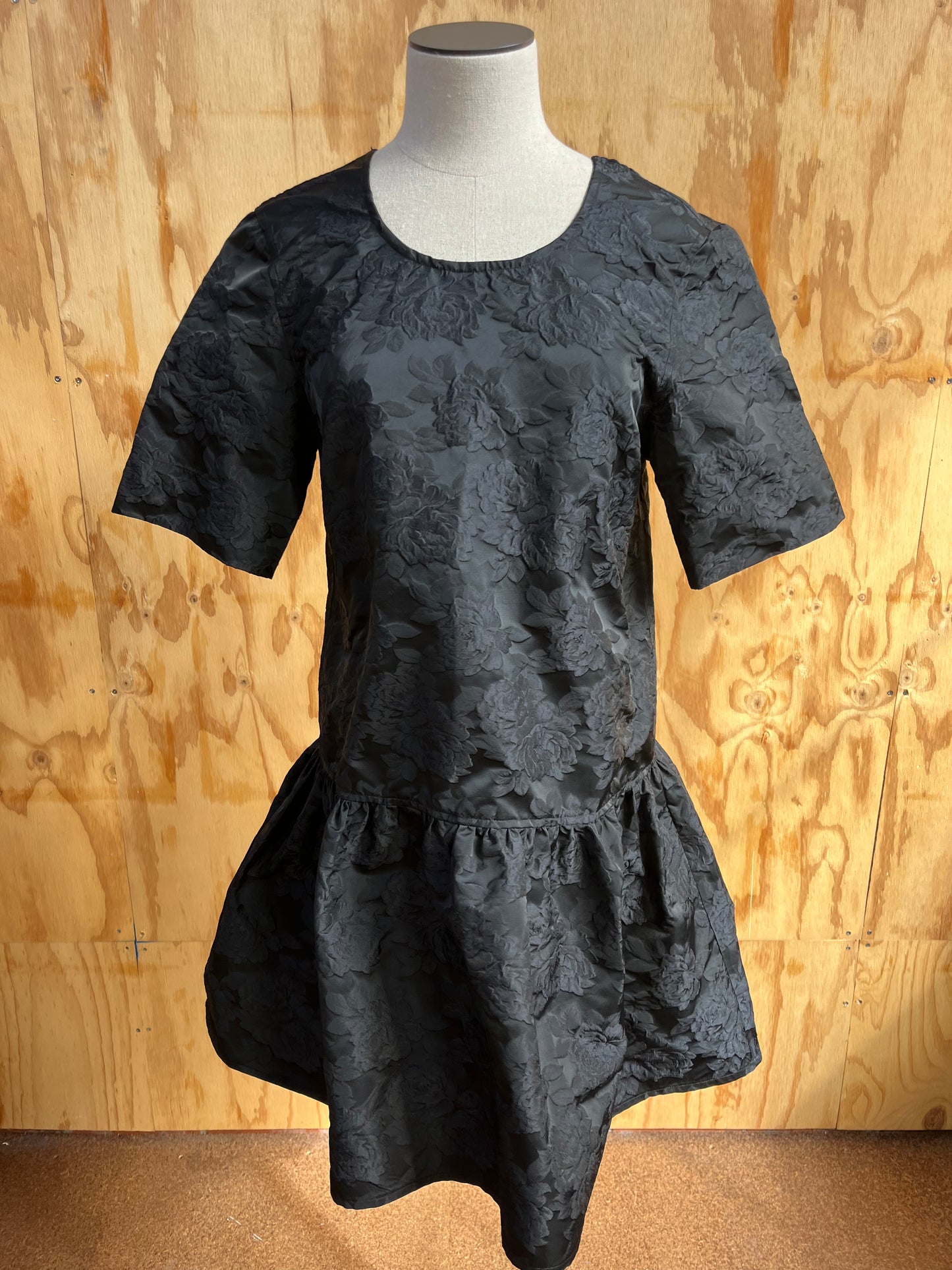 GANNI BLACK BOTANICAL JACQUARD OPEN BACK MINI DRESS - SIZE 36