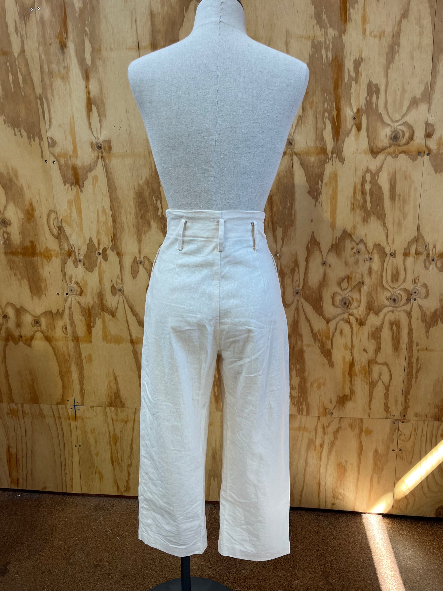 ST AGNI CREAM LINEN PANTS - SIZE XS