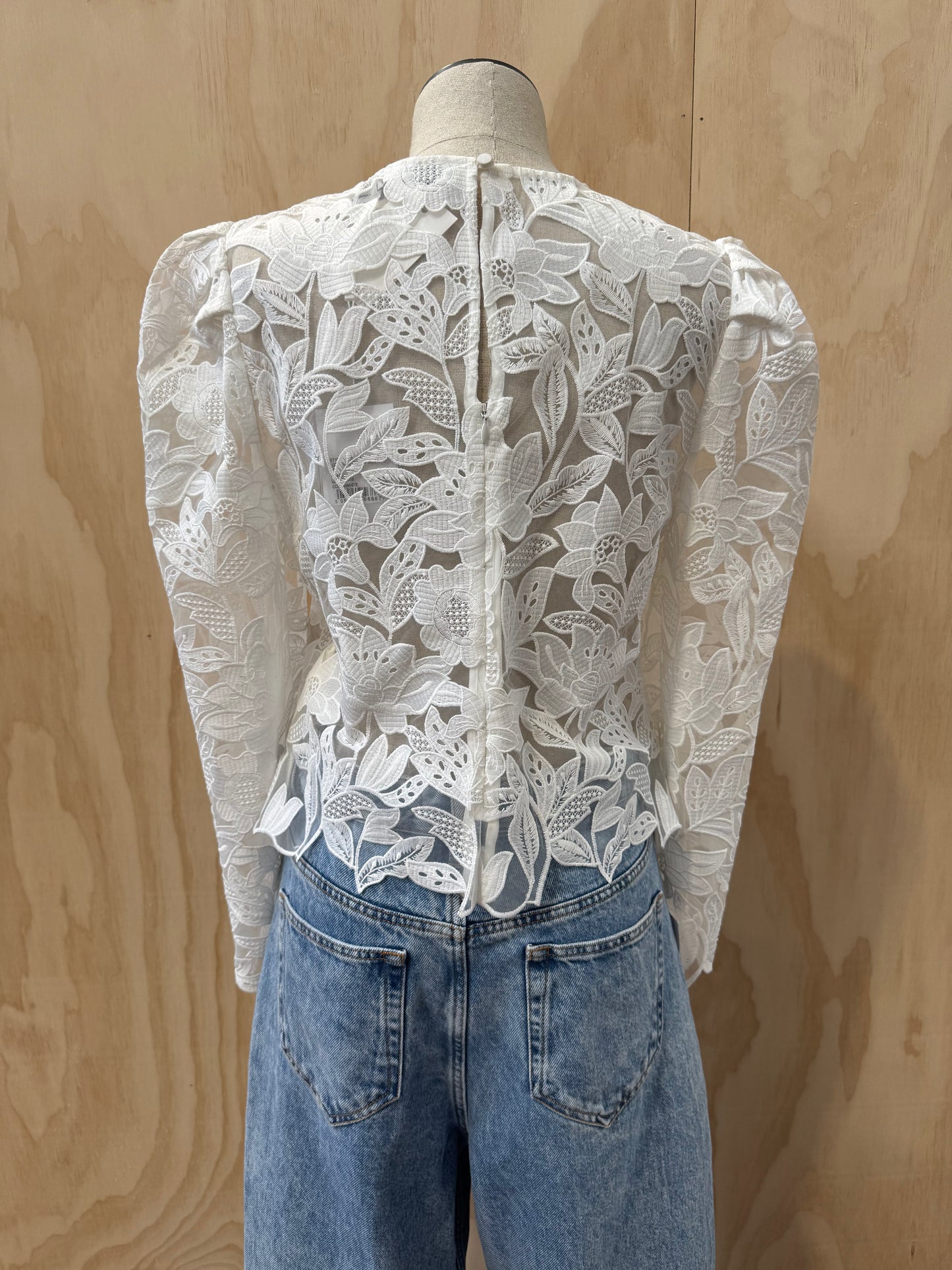 SELF PORTRAIT LEAF GUIPURE LACE TOP - SIZE 8