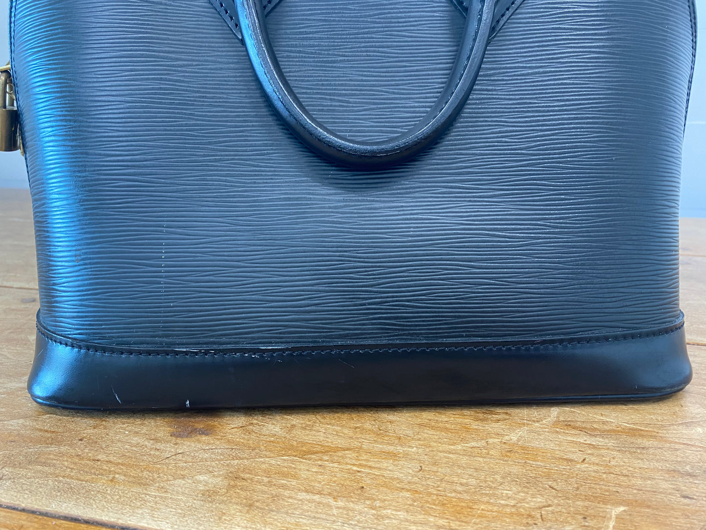 LOUIS VUITTON BLACK ALMA BAG