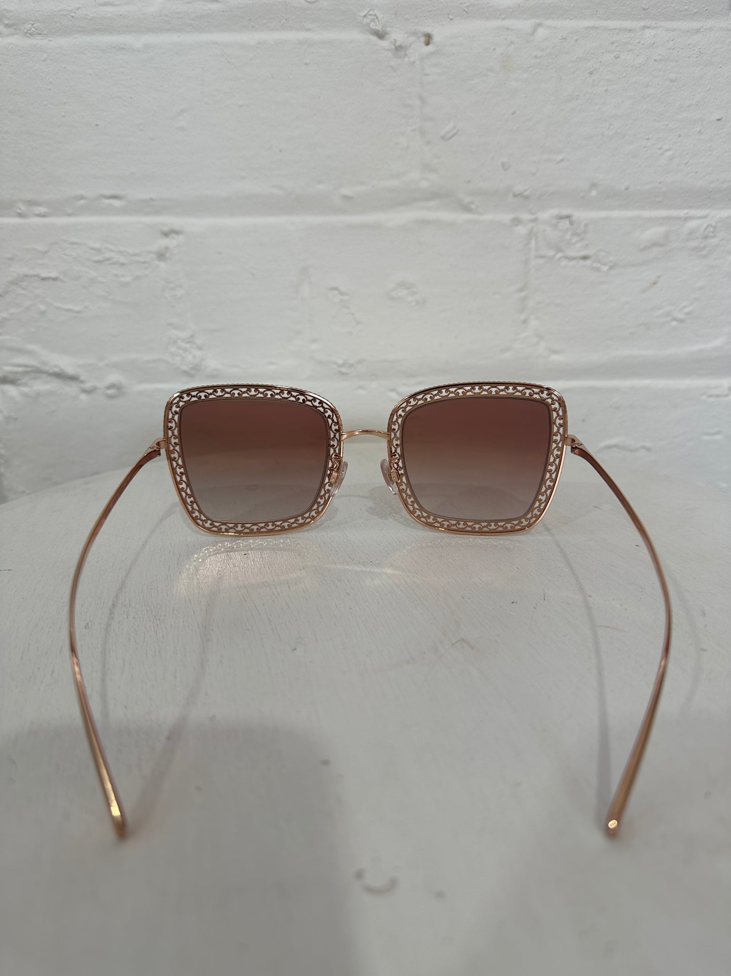 DOLCE & GABBABA SUNGLASSES
