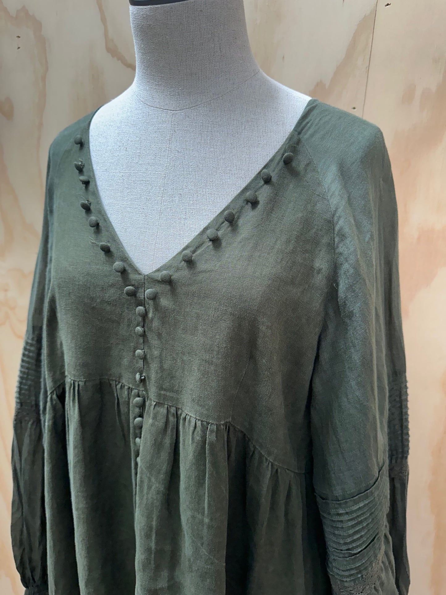 JOSLIN BUTTON FRONT LINEN DRESS - SIZE 12