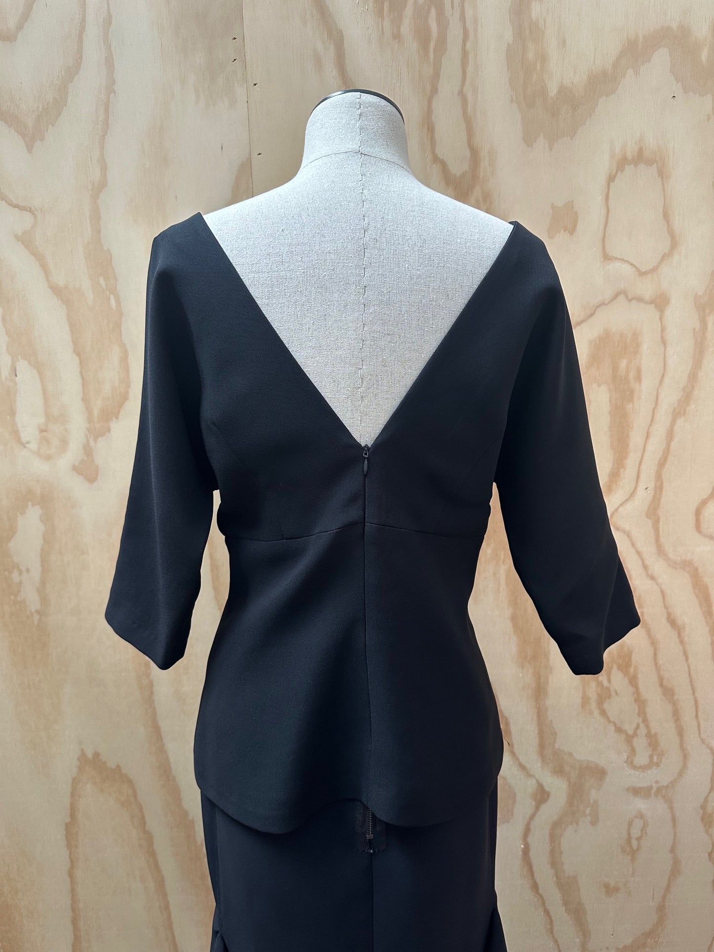 CARLA ZAMPATTI BLACK TOP - SIZE 10