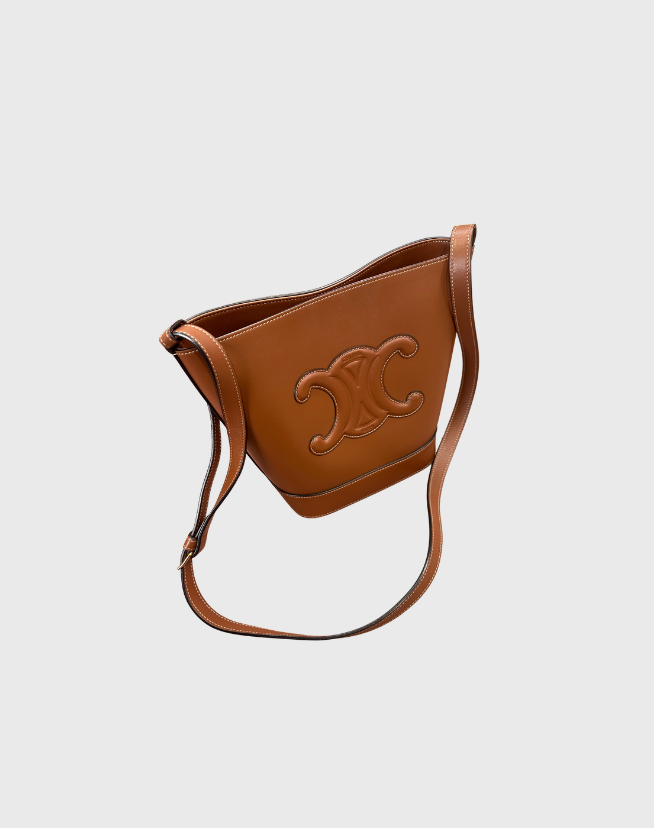 CELINE SMALL BUCKET CUIR TRIOMPHE BAG IN SMOOTH CALFSKIN