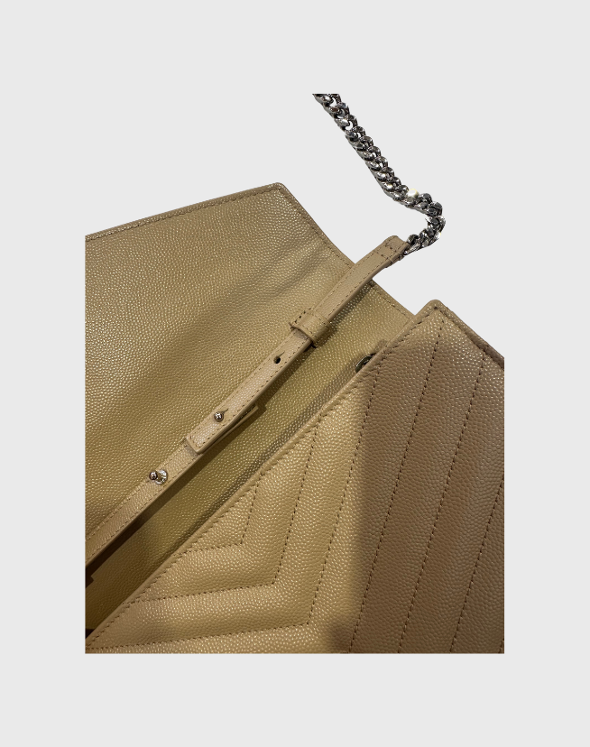 CLASSIC CASSANDRE CHAIN WALLET IN GRAIN DE POUDRE LEATHER