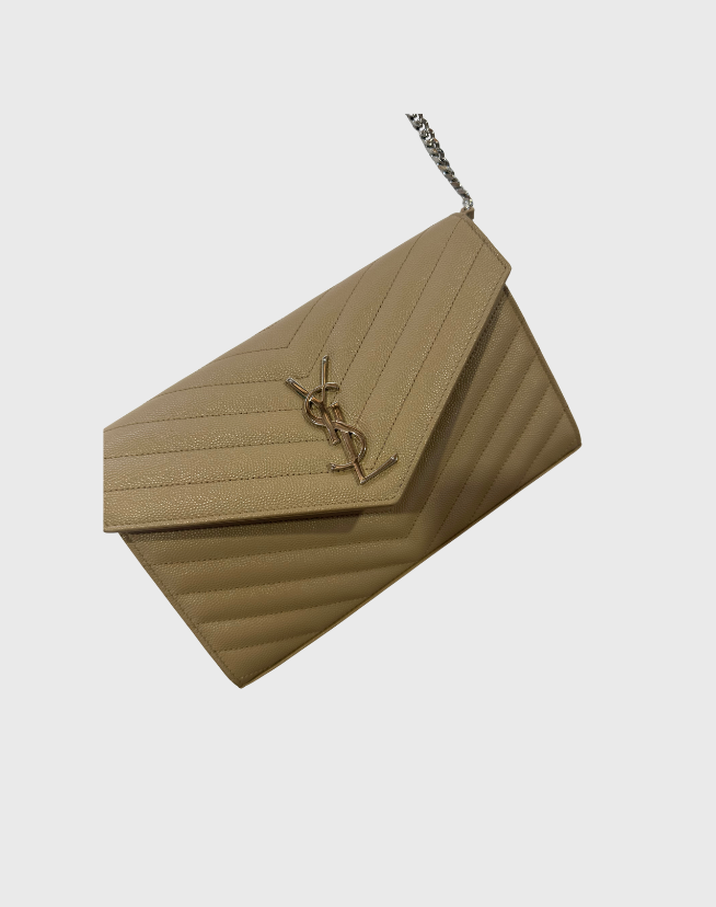 CLASSIC CASSANDRE CHAIN WALLET IN GRAIN DE POUDRE LEATHER