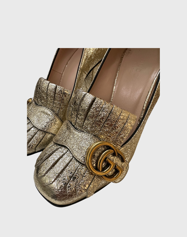 GUCCI GOLD FOIL LEATHER GG MARMONT FRINGE DETAIL BLOCK HEEL PUMPS - SIZE 36.5